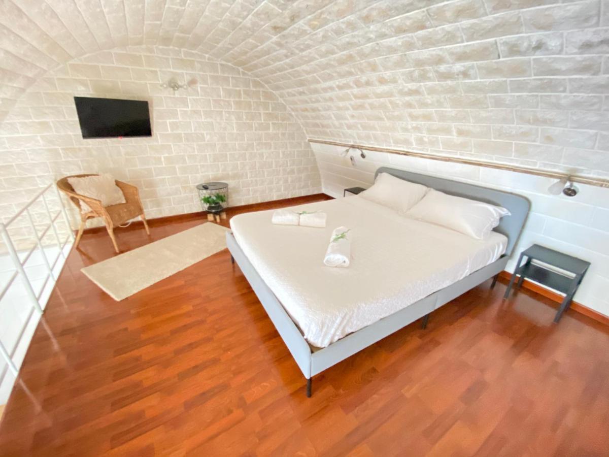 Bed and Breakfast Gilu' Adelfia Exterior foto